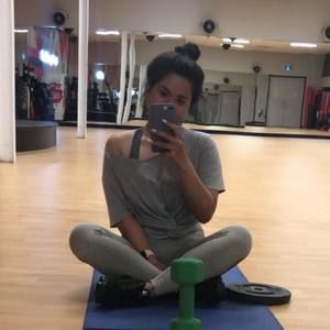 Meet your Posher, Enialle